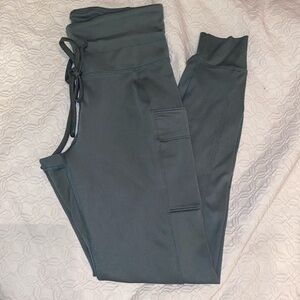 Eddie Bower | women’s skinny joggers | olive green | small